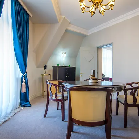 Lido By Phoenicia Hotel 4*