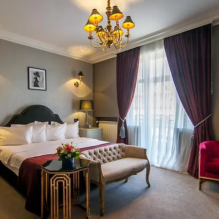 Lido By Phoenicia