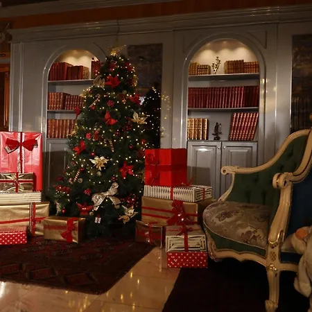 Lido By Phoenicia Отель 4*