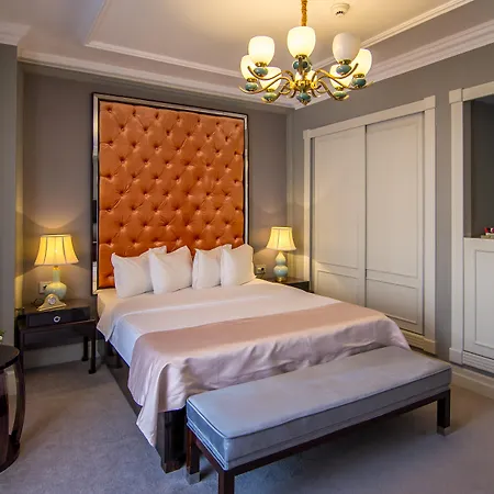 Lido By Phoenicia Hotell 4*