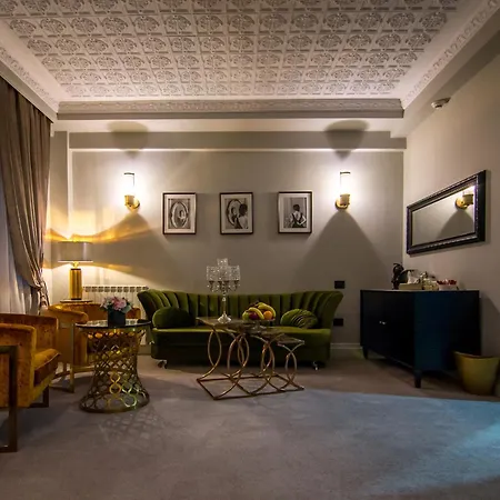 Lido By Phoenicia