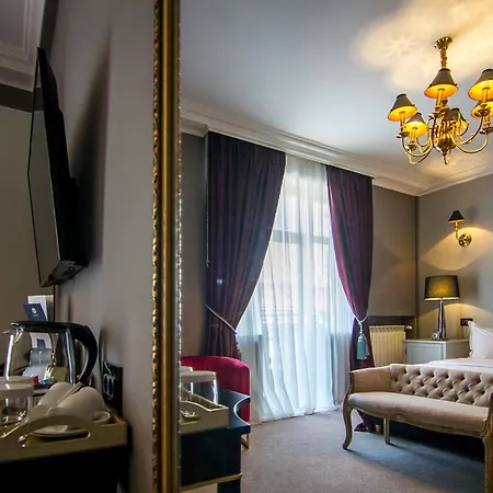 Lido By Phoenicia Otel 4*