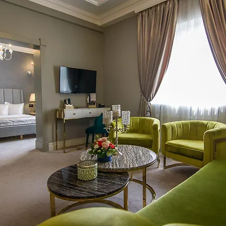 Отель Lido By Phoenicia 4*