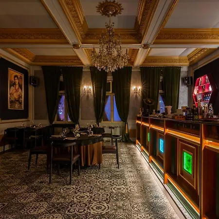 Lido By Phoenicia