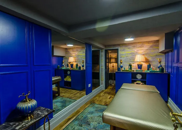 Lido By Phoenicia Hotel