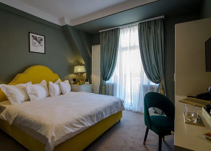 Hotel Lido By Phoenicia 4*