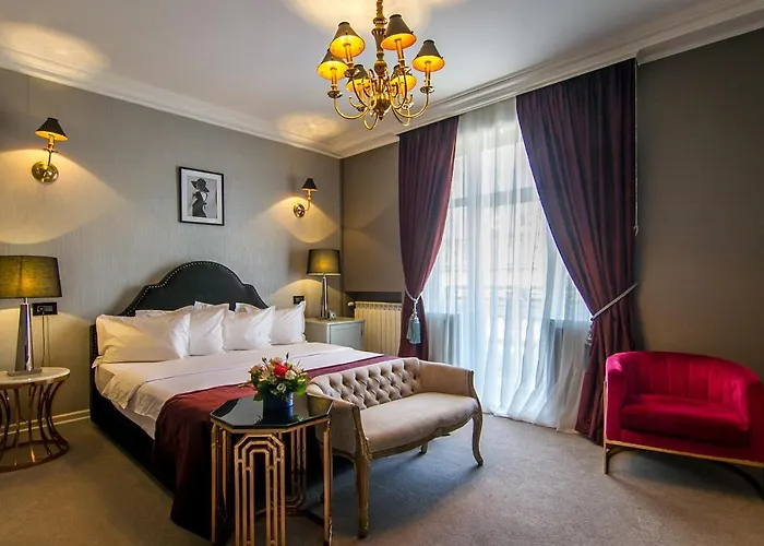 Lido By Phoenicia