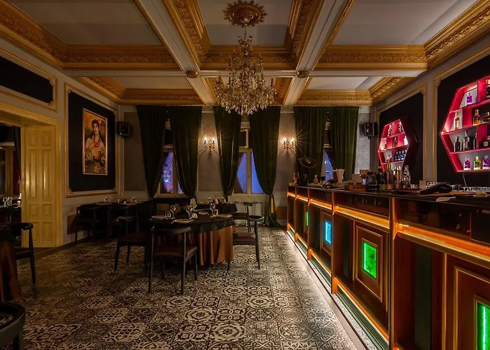 Lido By Phoenicia