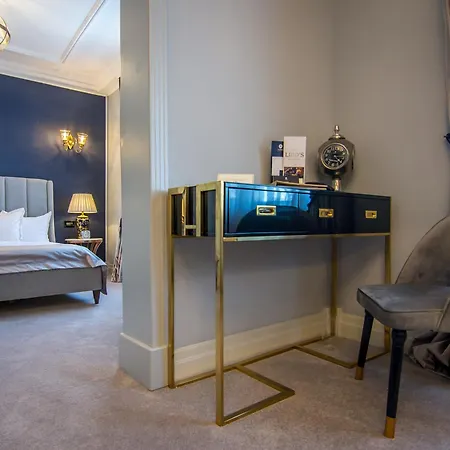 Lido By Phoenicia Hotel 4*